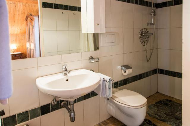 Gasthof Mitteregg Zum Kasnocknwirt Winkl  Luaran gambar